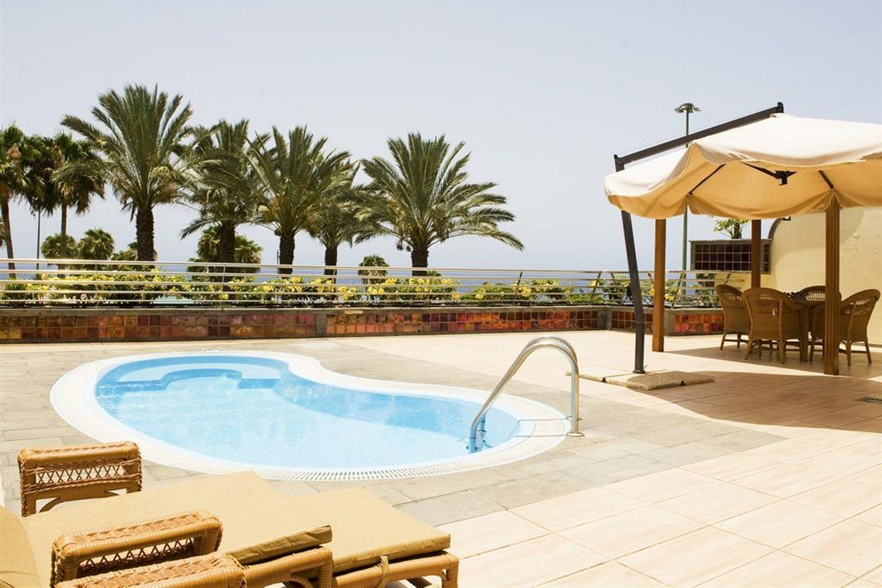 HOTEL HOLIDAY CLUB PLAYA AMADORES 5* (Spain) - from US$ 138 | BOOKED